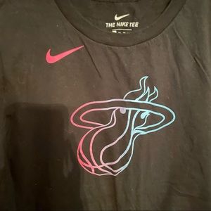 Nike miami heat tee shirt
